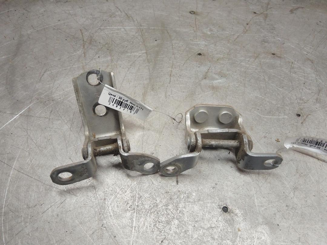 Петля двери задней правой 6Q2IZD Toyota Avensis Verso купить