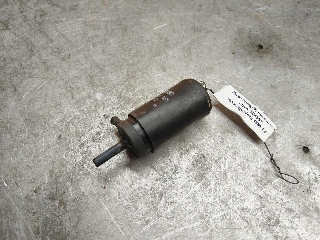 Насос (моторчик) омывателя стекла GEK3ST Volkswagen Jetta