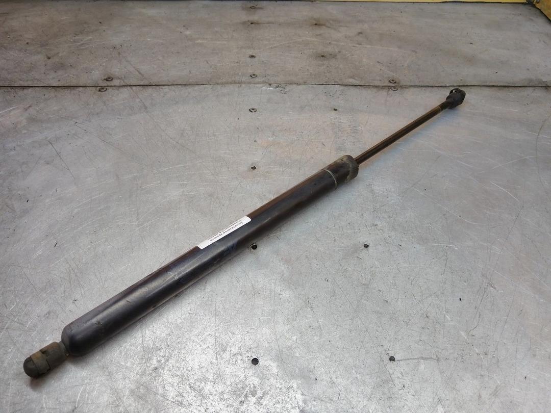 Амортизатор крышки багажника (3-5 двери) K5XGOW Volkswagen Sharan - Фото 1