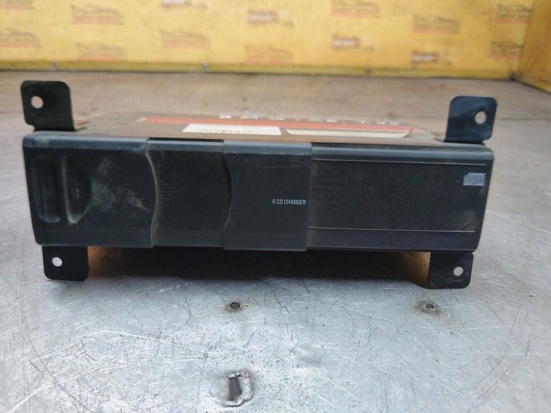 CD-чейнджер 1IV0OH BMW X5 E53