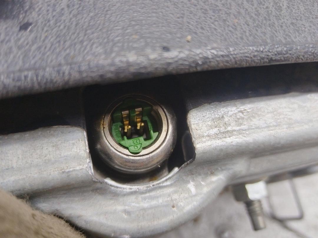 Подушка безопасности водителя NC7XA7 Renault Clio купить с доставкой. Огромный выбор запчастей и марок авто. У нас есть практически все.