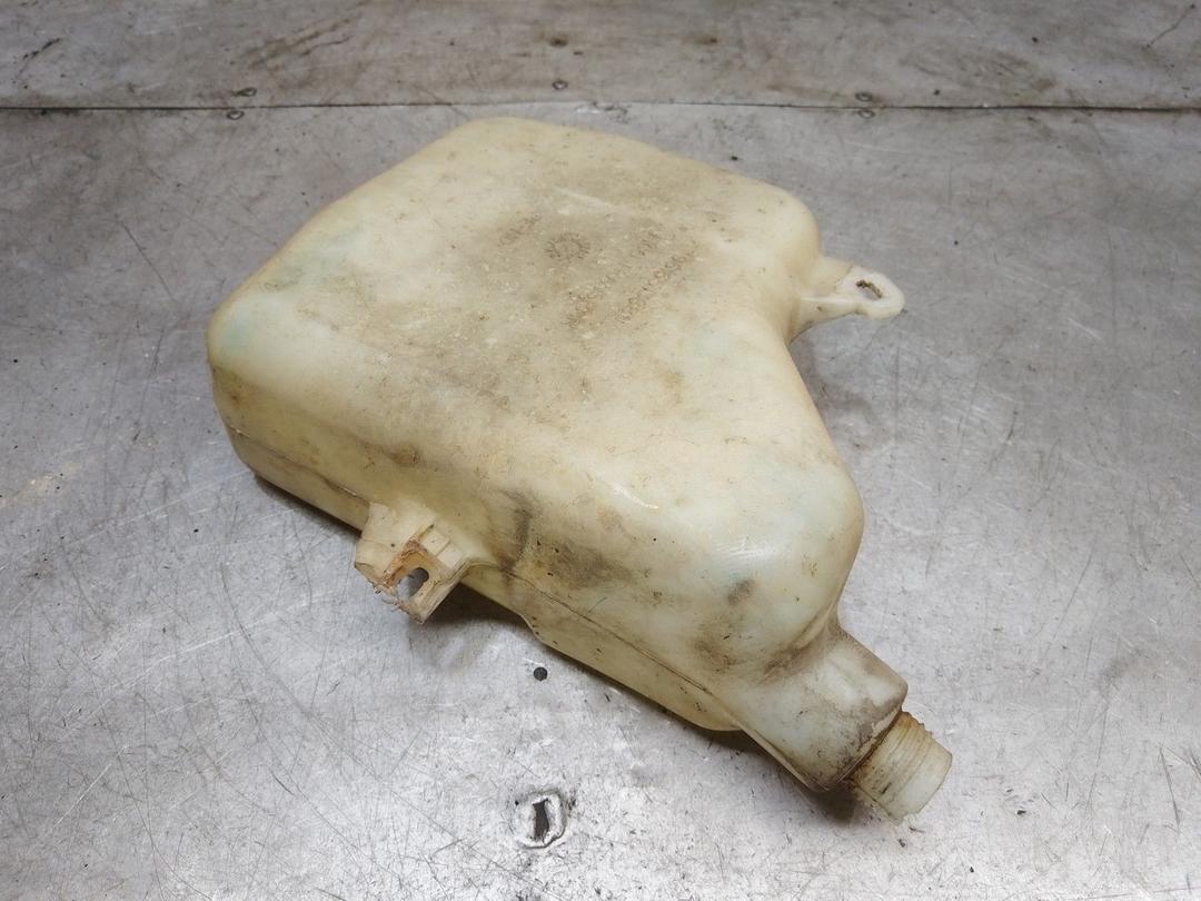 Бачок омывателя MB2V05 Peugeot 306 - Фото 1