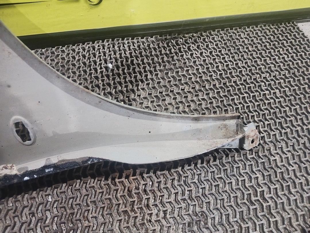 Крыло переднее левое MST63I Citroen C5 undefined