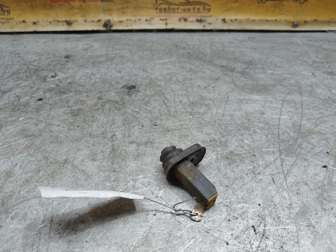 Выключатель концевой (концевик) SU65XX Audi 100 купить