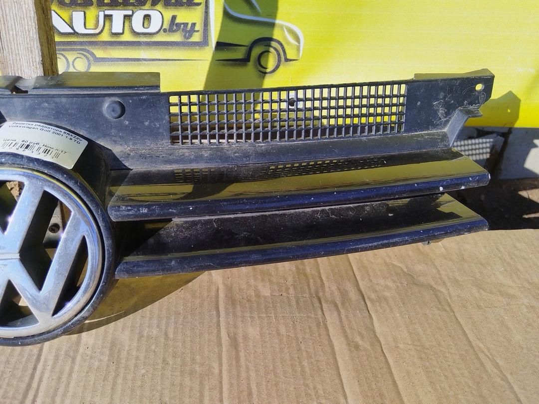 Решетка радиатора 8RXZZV Volkswagen Golf купить с доставкой