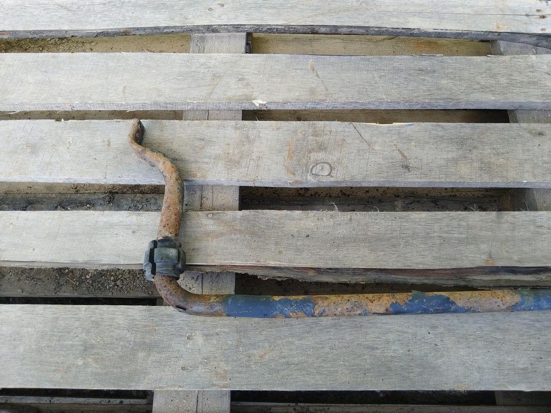 Стабилизатор подвески (поперечной устойчивости) передний EHKTJY Audi A4 купить