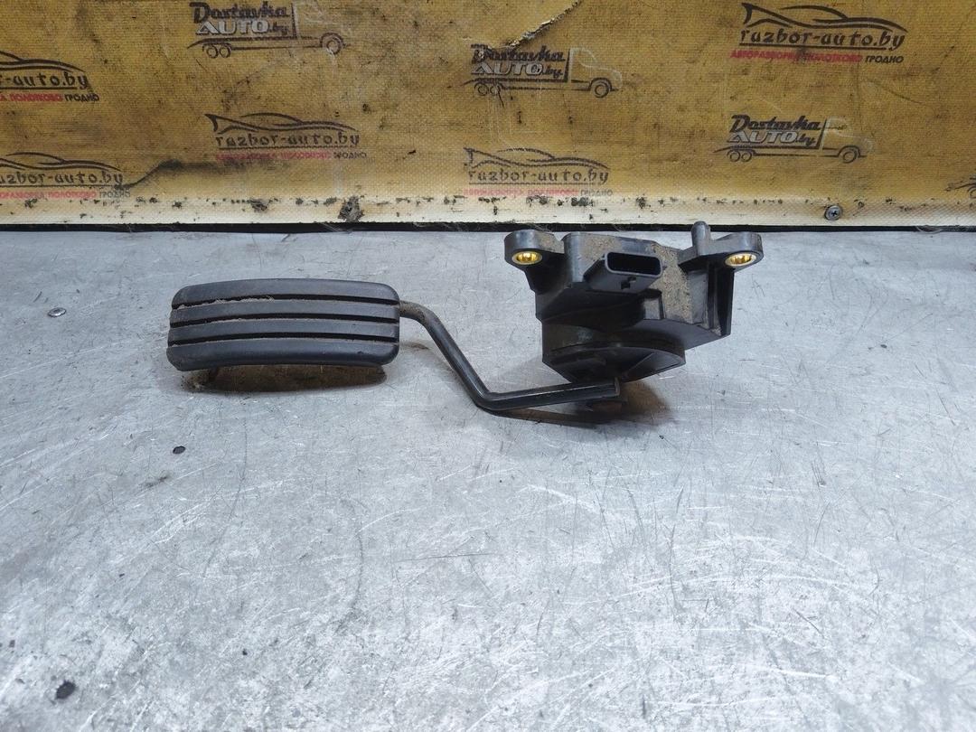 Педаль газа ULQW4X Renault Scenic купить в магазине запчастей бу