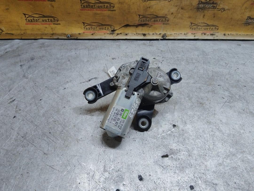 Моторчик заднего стеклоочистителя (дворника) P2F4E8 Opel Vectra купить