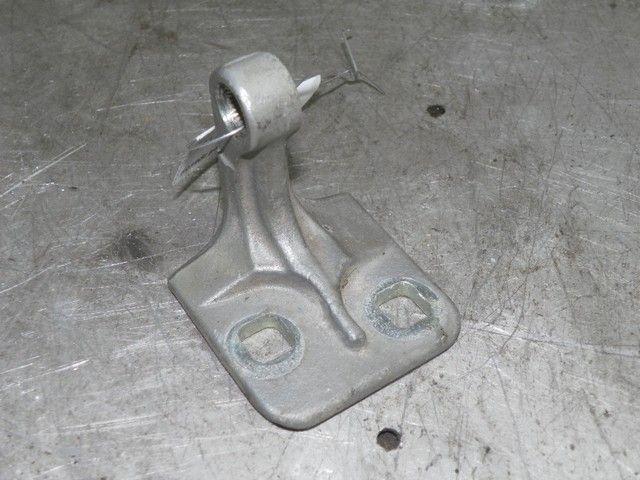 Петля двери передней правой S10Z0K Mercedes A W168 - Фото 2