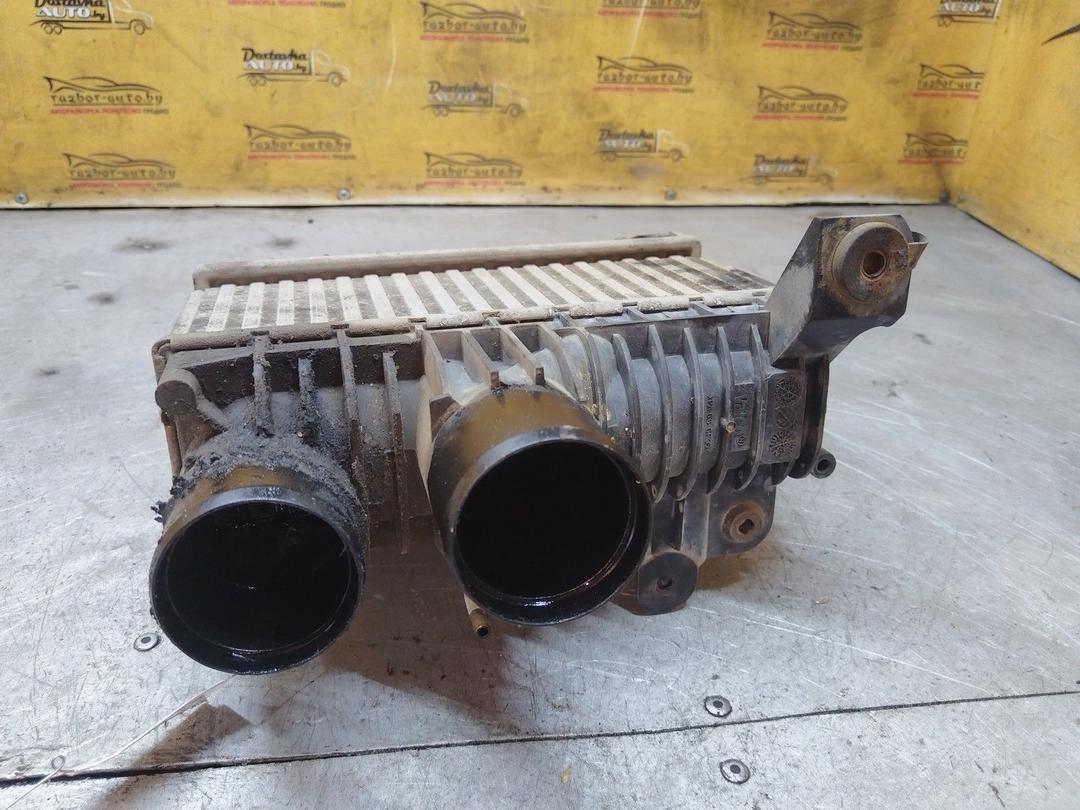 Интеркулер XRHUUV Toyota Avensis купить