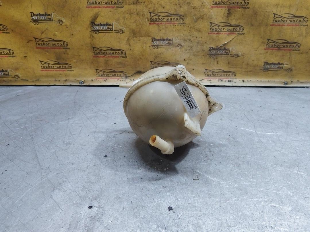 Бачок расширительный SJWQ72 Volkswagen Passat купить в магазине запчастей бу