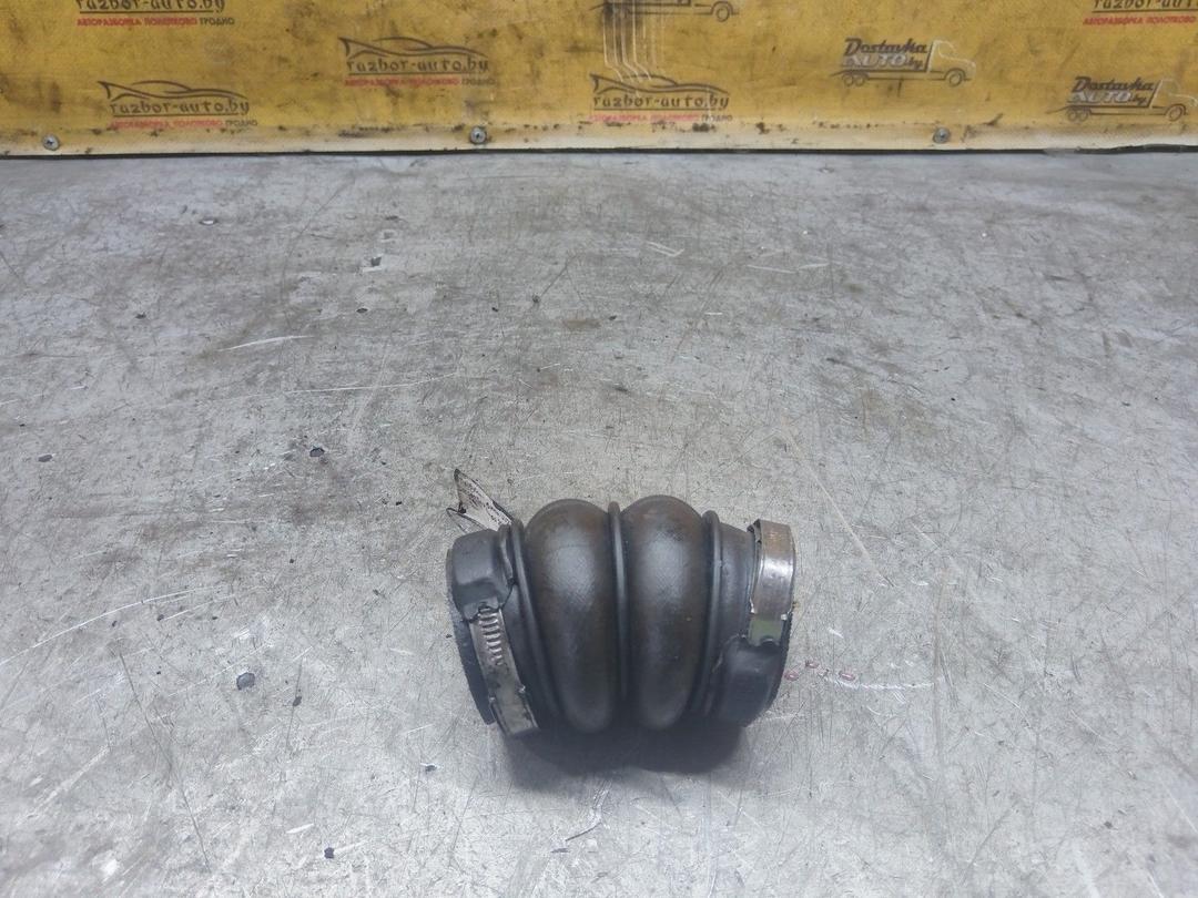Подголовник HU99XC Alfa Romeo 147