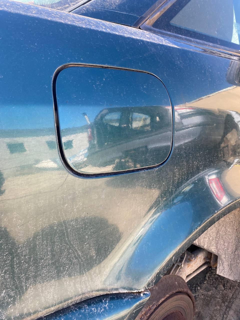 Лючок топливного бака ZKG8LY Audi 80