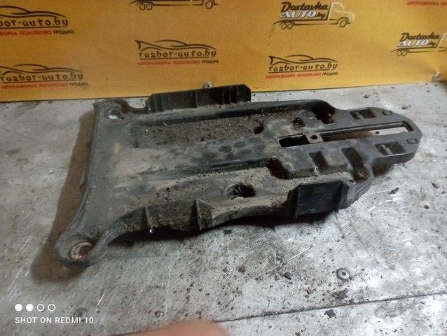Полка аккумулятора U777E2 Opel Corsa - Фото 2