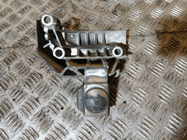 Кронштейн двигателя IRLMIK Renault Megane - Фото 2