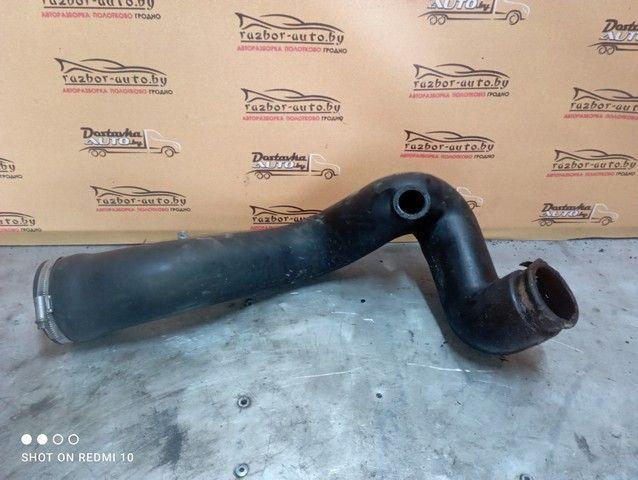 Патрубок турбины C8241E Volkswagen Passat