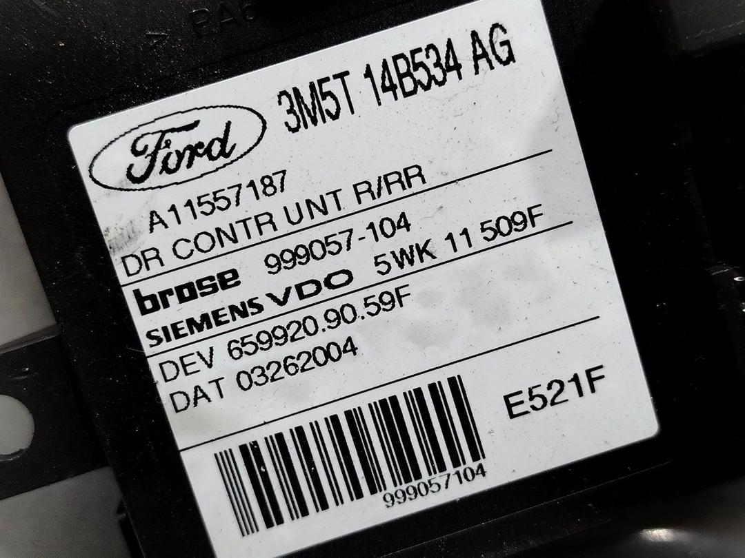 Стеклоподъемник электрический задний правый Y3T8OG Ford C-Max - Фото 3