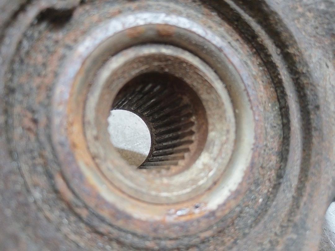 Кулак поворотный левый 27FNUC Peugeot 605 - Фото 7