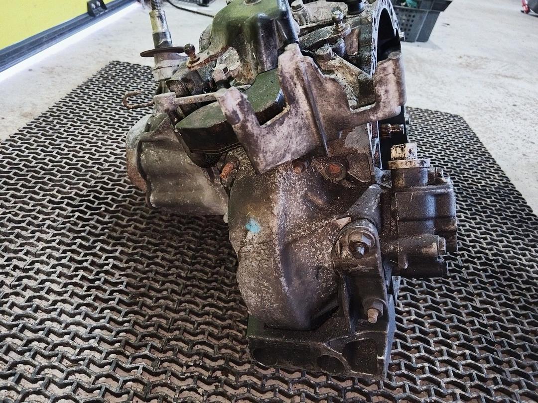 КПП механическая (МКПП) 5-ступенчатая UXBLDP Citroen Xsara Picasso - Фото 6