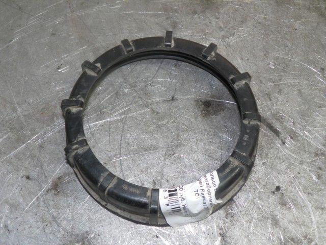 Кольцо зажимное топливозаборника ZICVB8 Volkswagen Passat - Фото 1