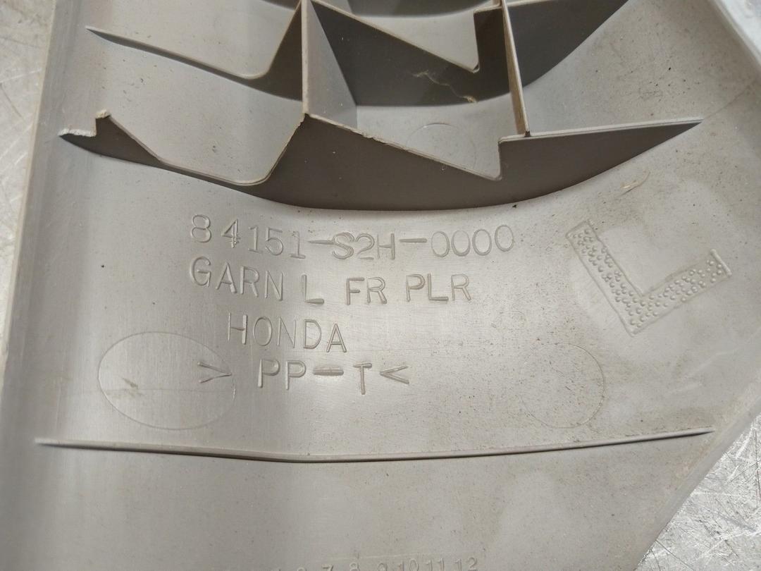 Обшивка стойки передней левой U6VOCF Honda HR-V купить с доставкой