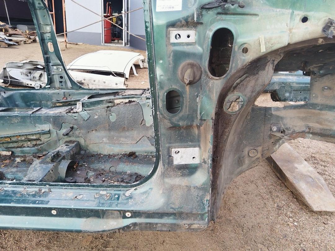 Стойка кузовная передняя правая DK73JH Volkswagen Passat купить с доставкой