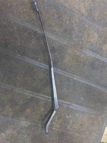 Щеткодержатель (поводок стеклоочистителя, дворник) 6NLBD5 Ford Galaxy undefined