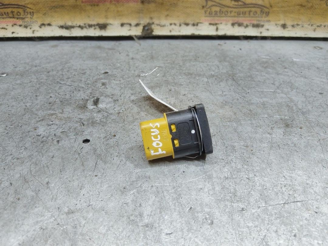 Кнопка стеклоподъемника переднего правого U97LJK Ford Focus - Фото 2