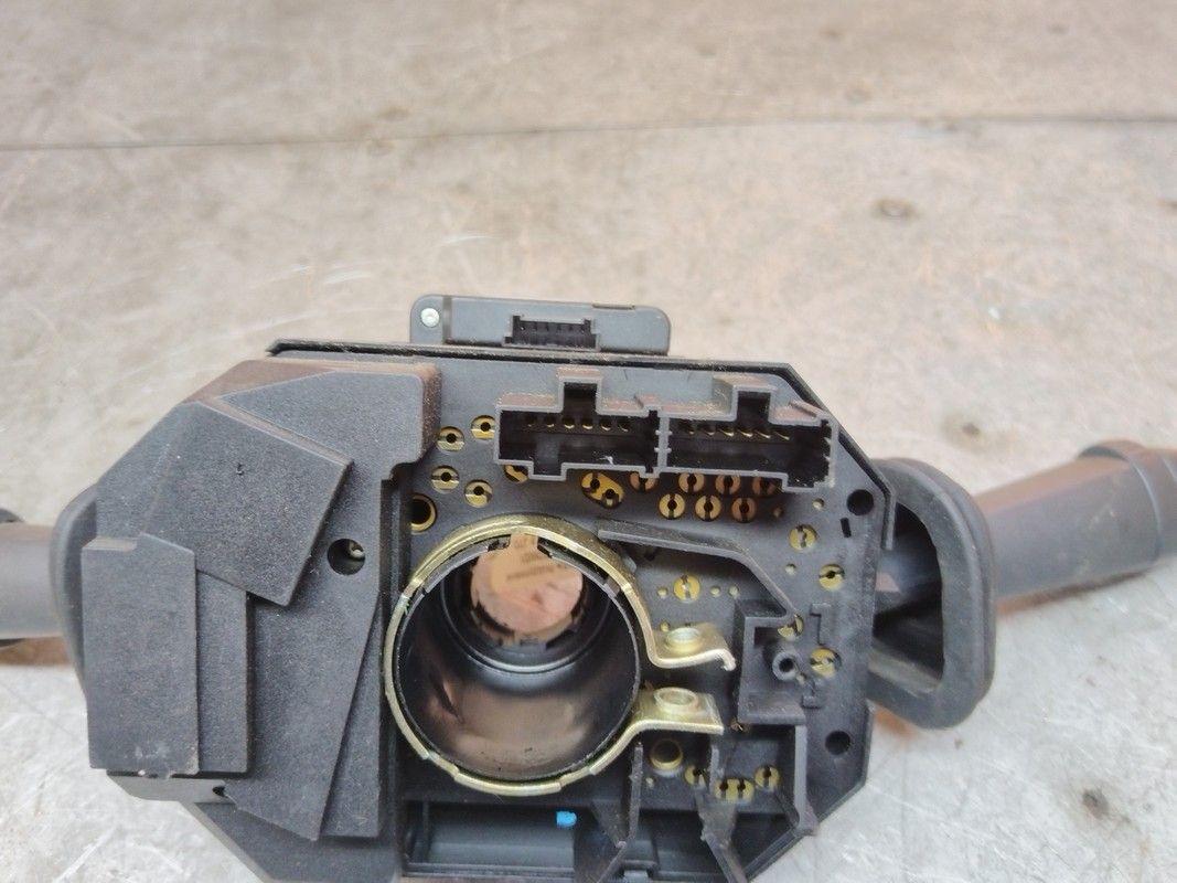 Переключатель подрулевой (стрекоза) 7TOWD1 Fiat Stilo купить