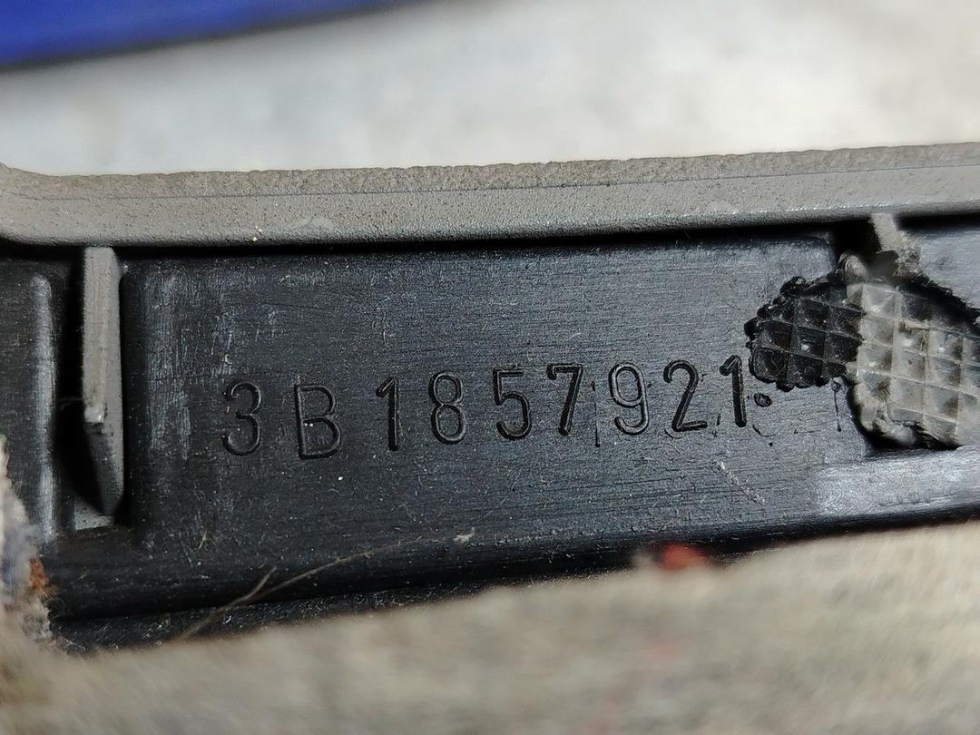Полка под руль JIE804 Volkswagen Passat - Фото 6