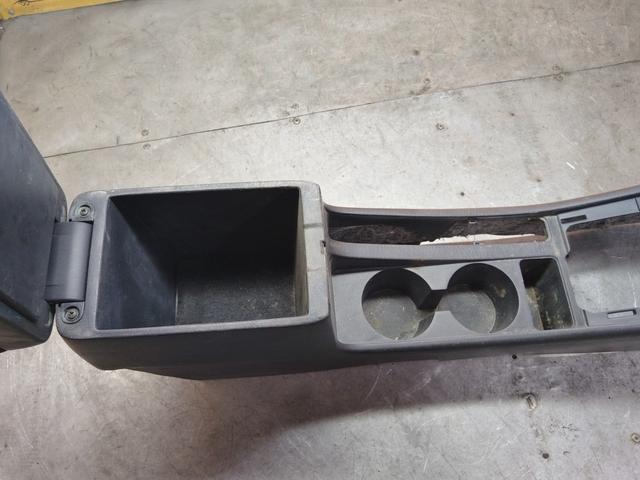 Консоль салона (кулисная часть) ISNVUJ Toyota Corolla купить с доставкой