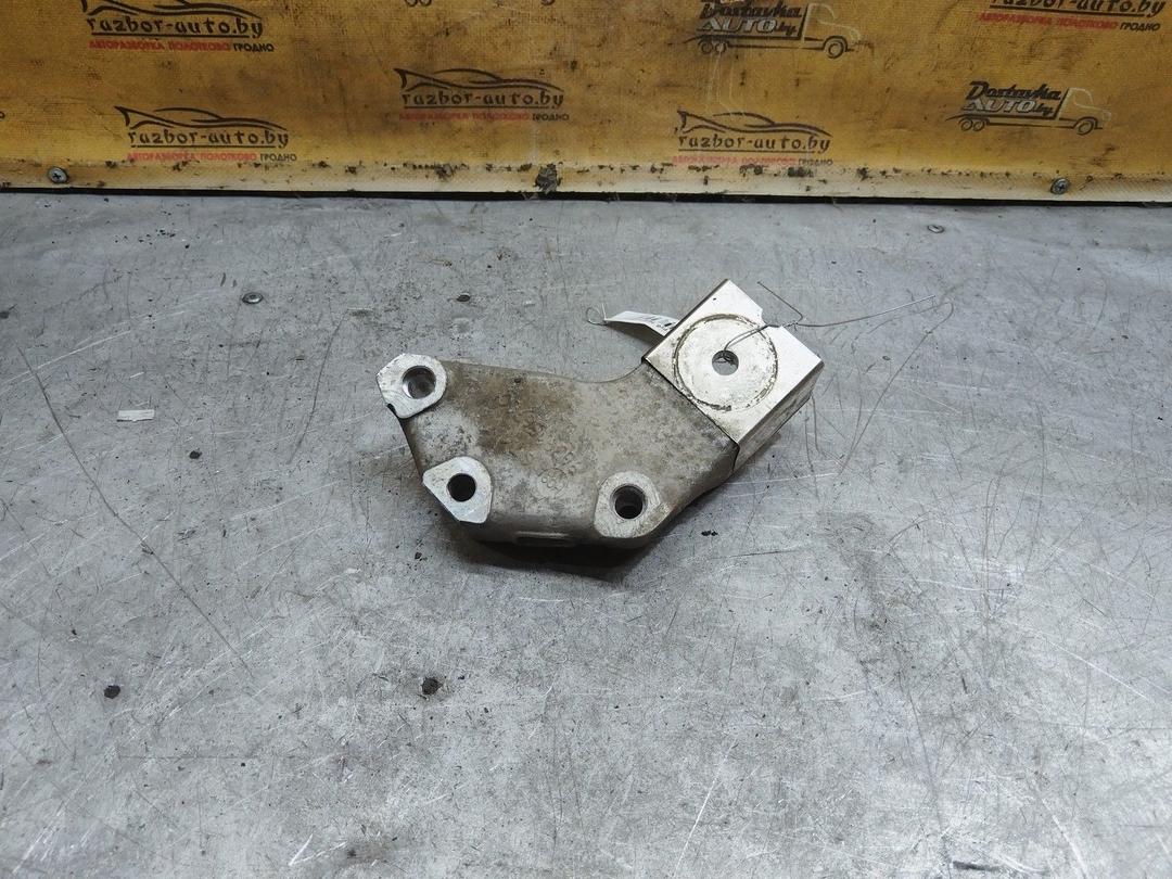 Кронштейн двигателя P673FM Peugeot 206 купить с доставкой