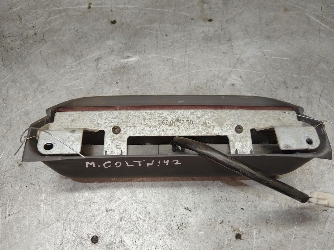 Стоп-сигнал 8SV504 Mitsubishi Colt купить