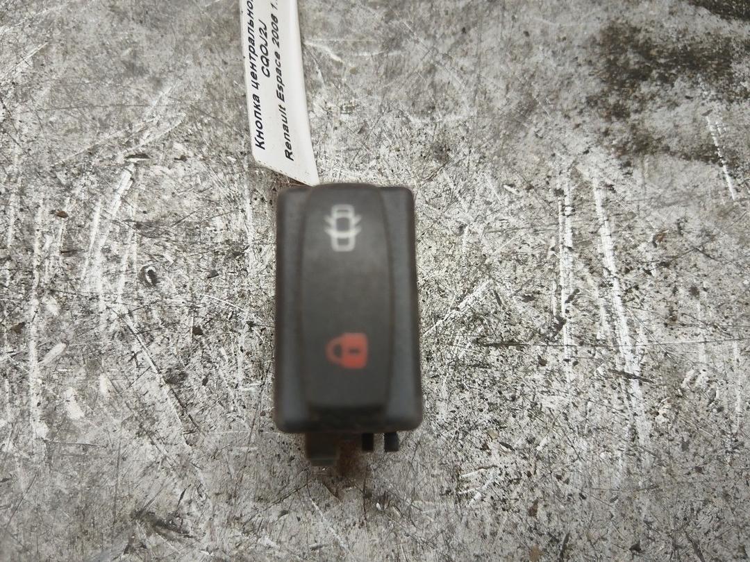 Кнопка центрального замка CQOJ2J Renault Espace