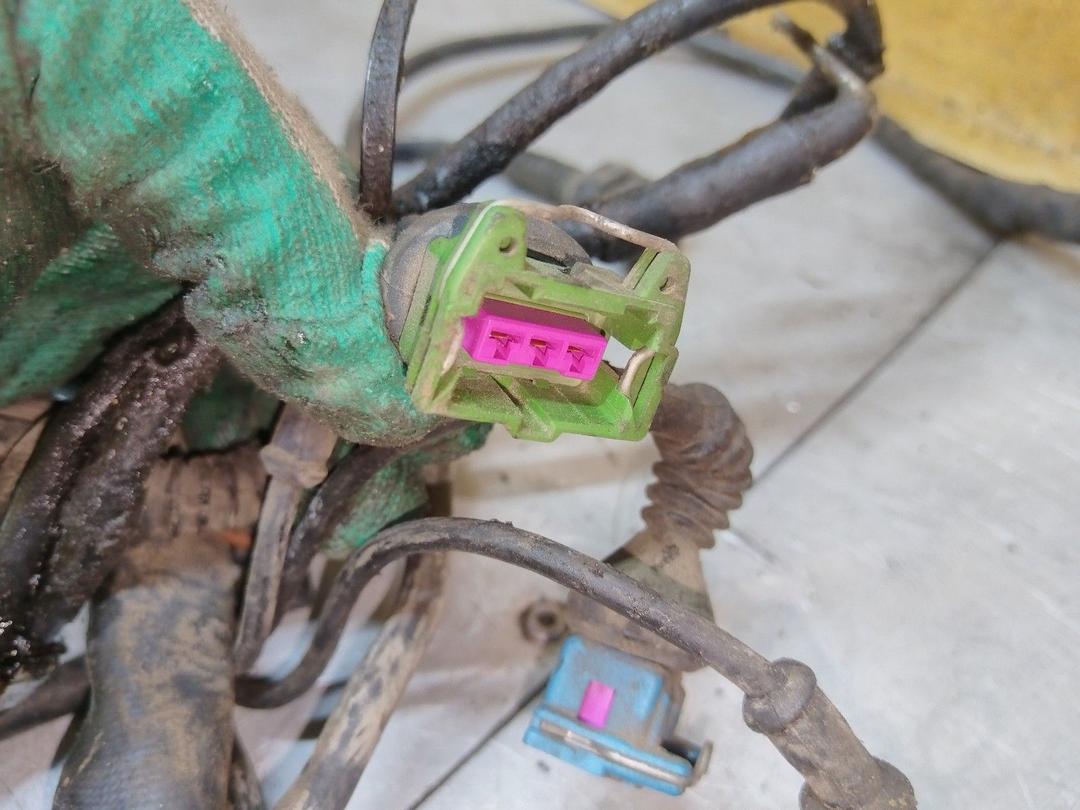 Проводка двигателя 6LEQB7 Audi A4 - Фото 5