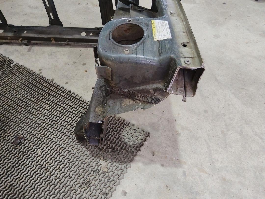 Стакан лонжерона правый KA8QIC Daewoo Nubira купить с доставкой