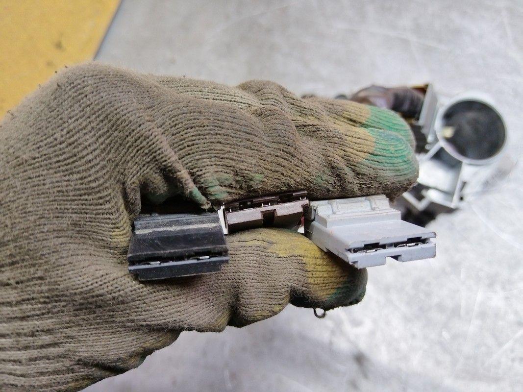 Замок зажигания 4MQ37P Peugeot 406 купить с доставкой. Огромный выбор запчастей и марок авто. У нас есть практически все.