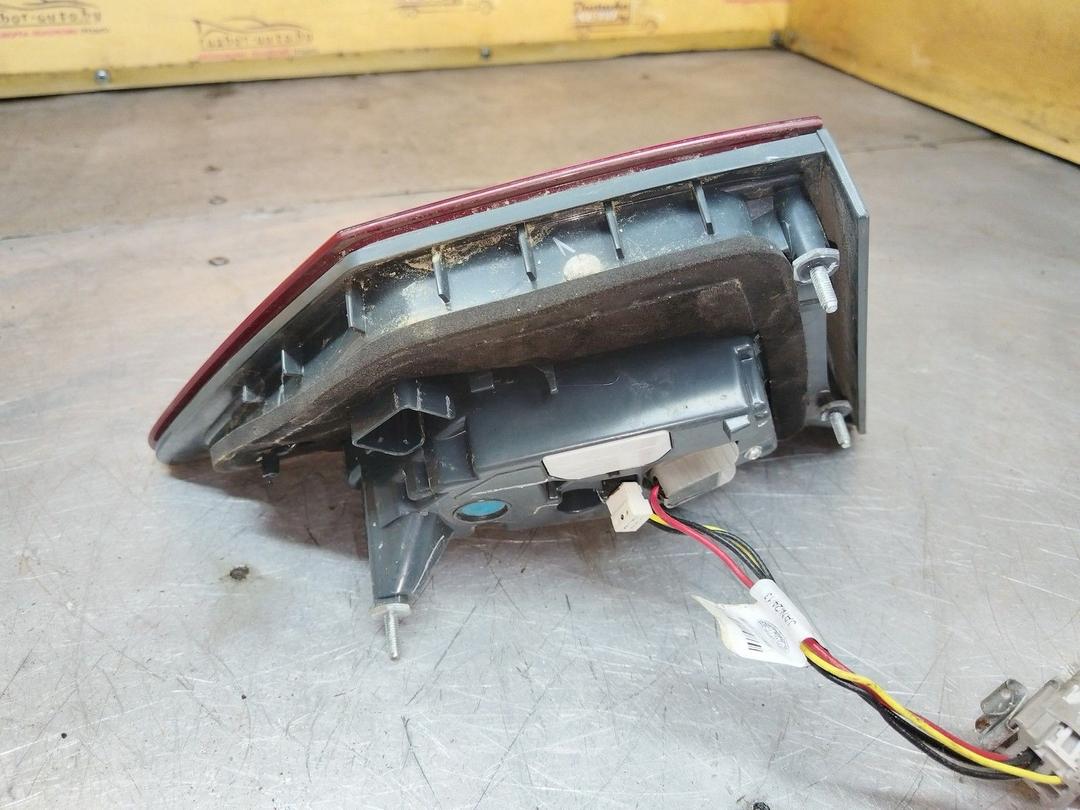 Фонарь крышки багажника правый 1IJTLN Ford Fusion купить на авторазборке