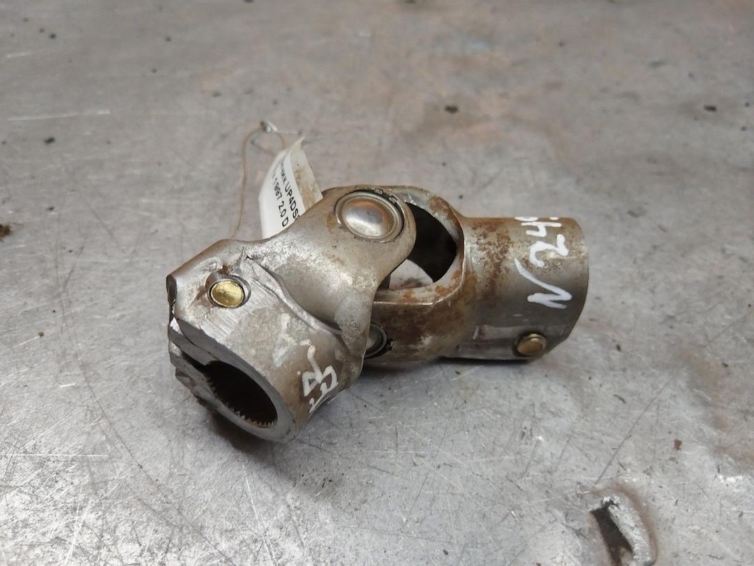 Рулевой карданчик UP4DS8 Nissan Almera