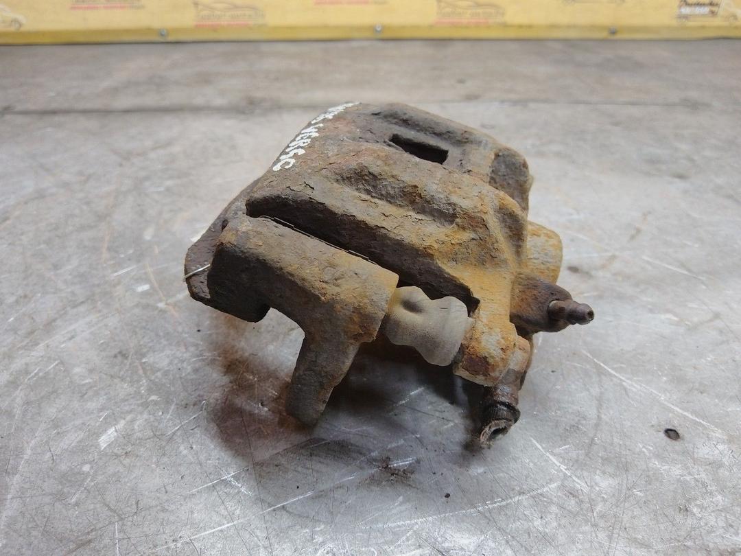 Суппорт задний правый 6NV7VW Toyota Avensis Verso купить в магазине запчастей бу