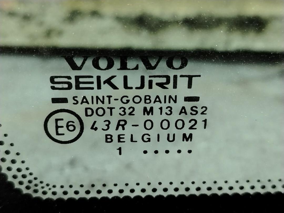 Стекло кузовное боковое левое 2VP1I5 Volvo V40 - Фото 2