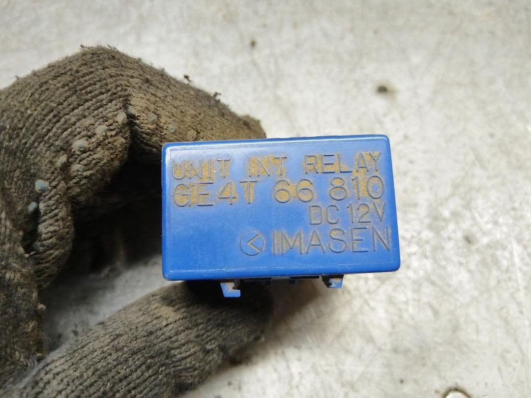 Реле стеклоочистителей (дворников) 1MFB6P Mazda Premacy - Фото 4