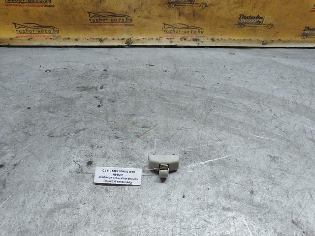 Крепление (крючок) солнцезащитного козырька 3IFG5H Seat Toledo