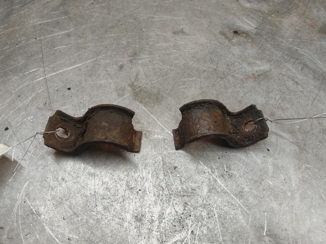 Крепление втулки стабилизатора 37ZF0Y Renault Scenic - Фото 1