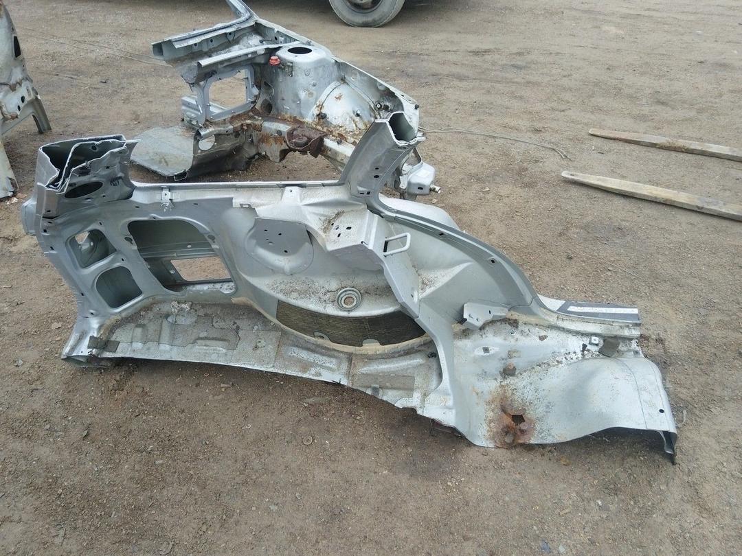 Крыло заднее левое 9DVGZB Peugeot 406 купить на авторазборке