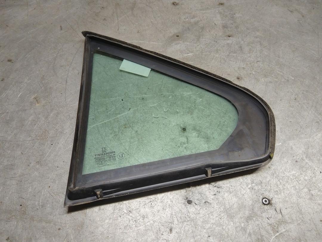 Стекло двери задней правой LW7NZJ Peugeot 607 купить с доставкой