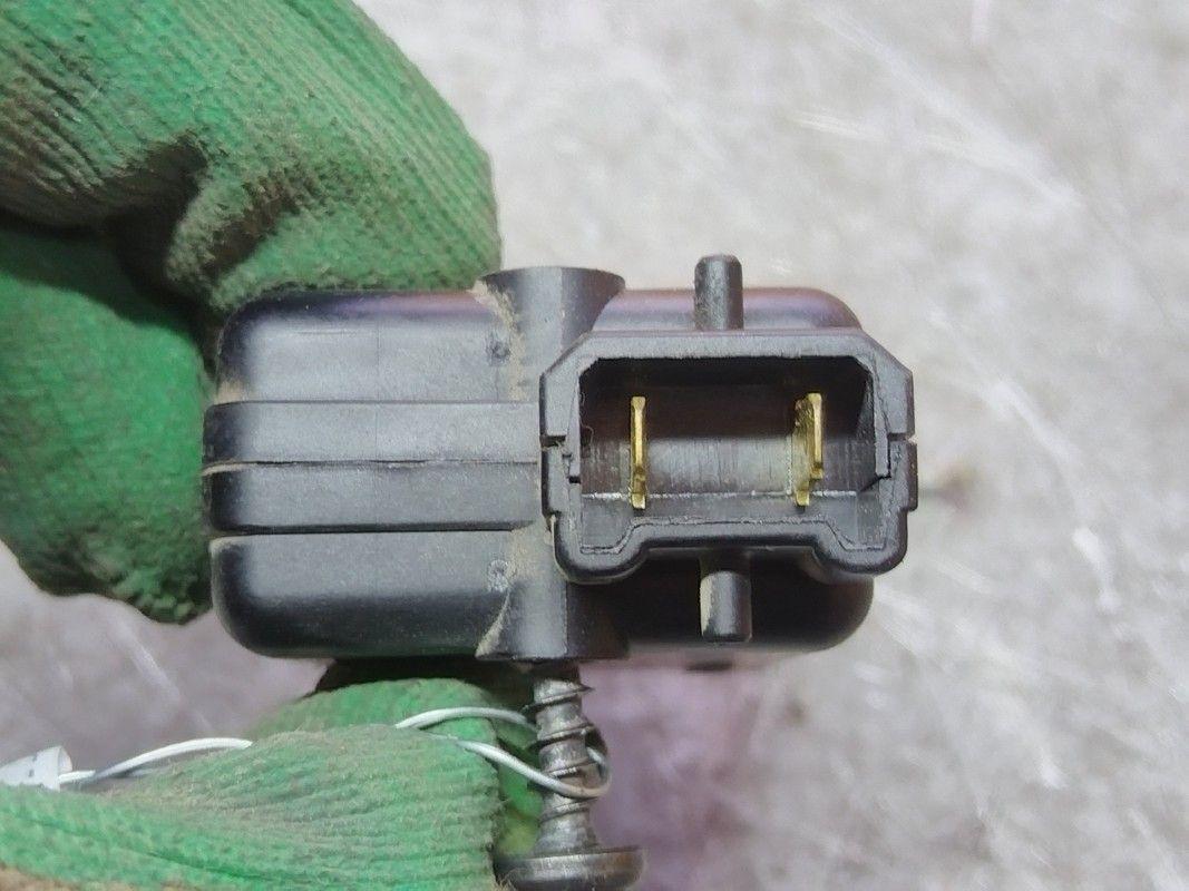 Активатор замка крышки топливного бака PZRIFK Renault Scenic - Фото 2