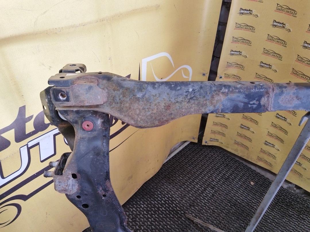 Балка подвески передняя (подрамник) 0Z6C3U Volvo XC70 undefined