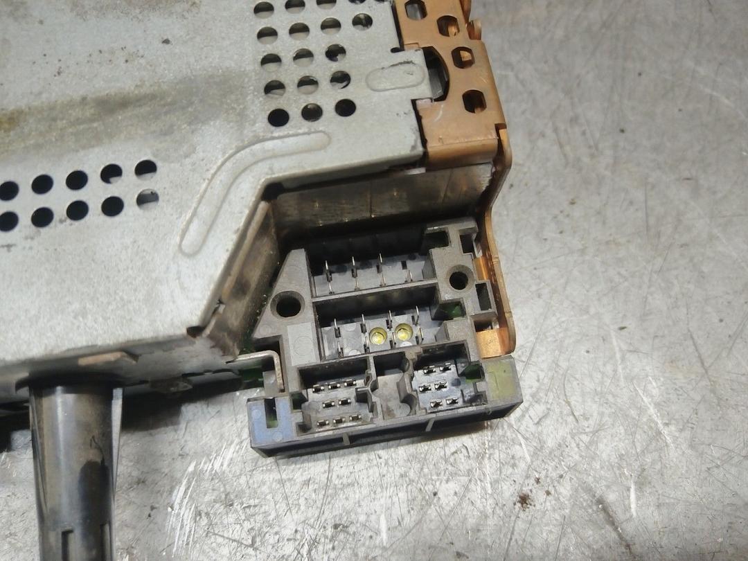 Магнитола 9Y80K2 Renault Scenic RX4 купить на авторазборке