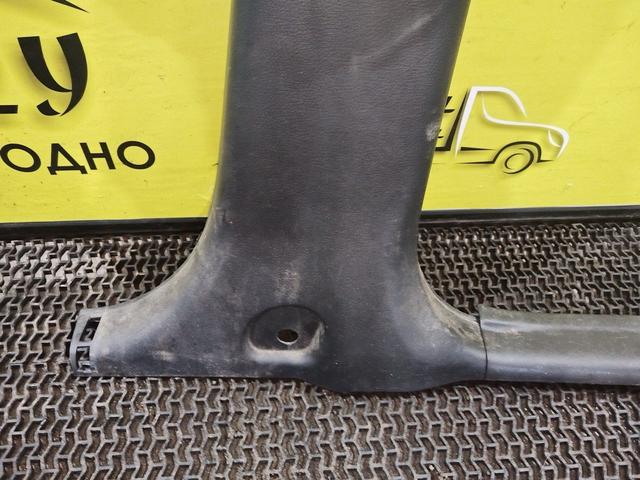 Обшивка стойки центральной правой R94639 Kia Sorento купить